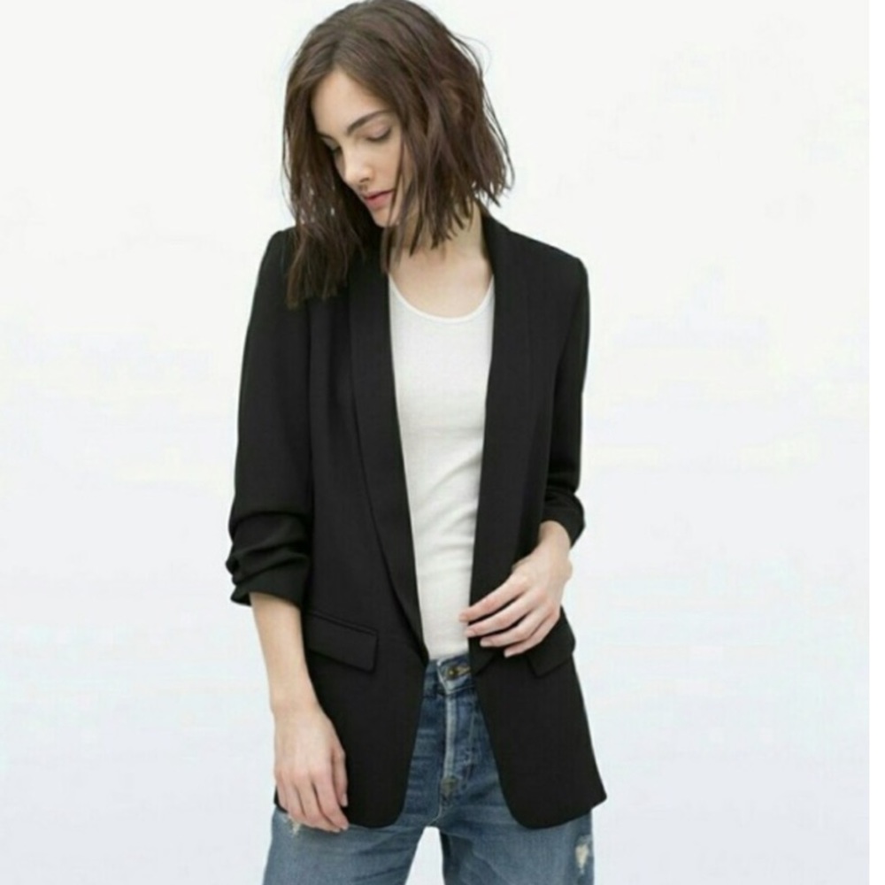 Zara Ruched Sleeve Boyfriend Blazer in Black